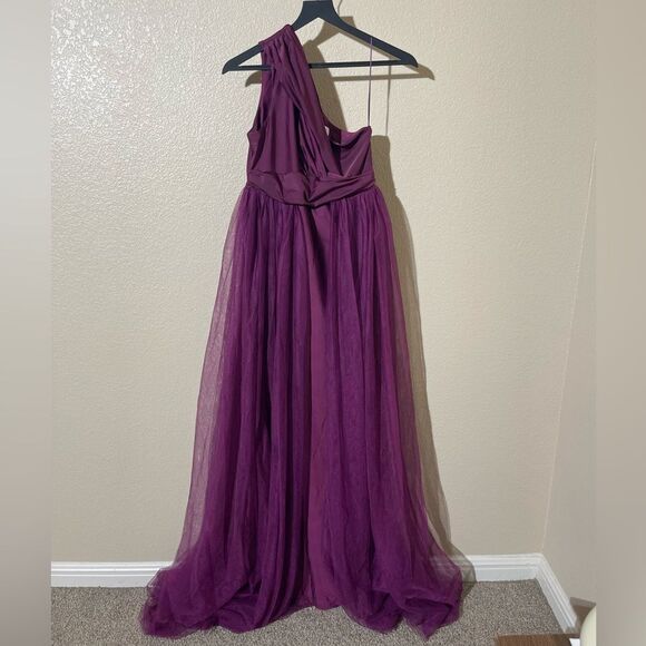 Faeriesty  Elegant One-Shoulder Plum Gown - Picture 1 of 7